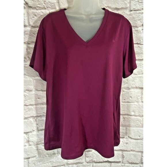 Nike Dri-FIT Womens 1X Plum Magenta V Neck Short Sleeve Athletic Top Shirt EUC - Picture 1 of 6